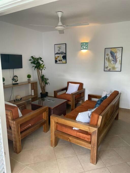 Hermoso Apartamento De 2 Habitaciones Cerca De Playa Punta Popy Las Terrenas Esterno foto